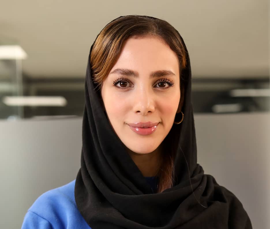 آذر طاهرپور