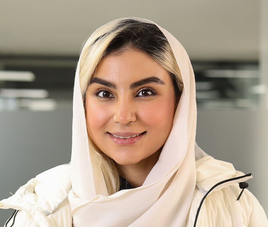 سارا بختیاری