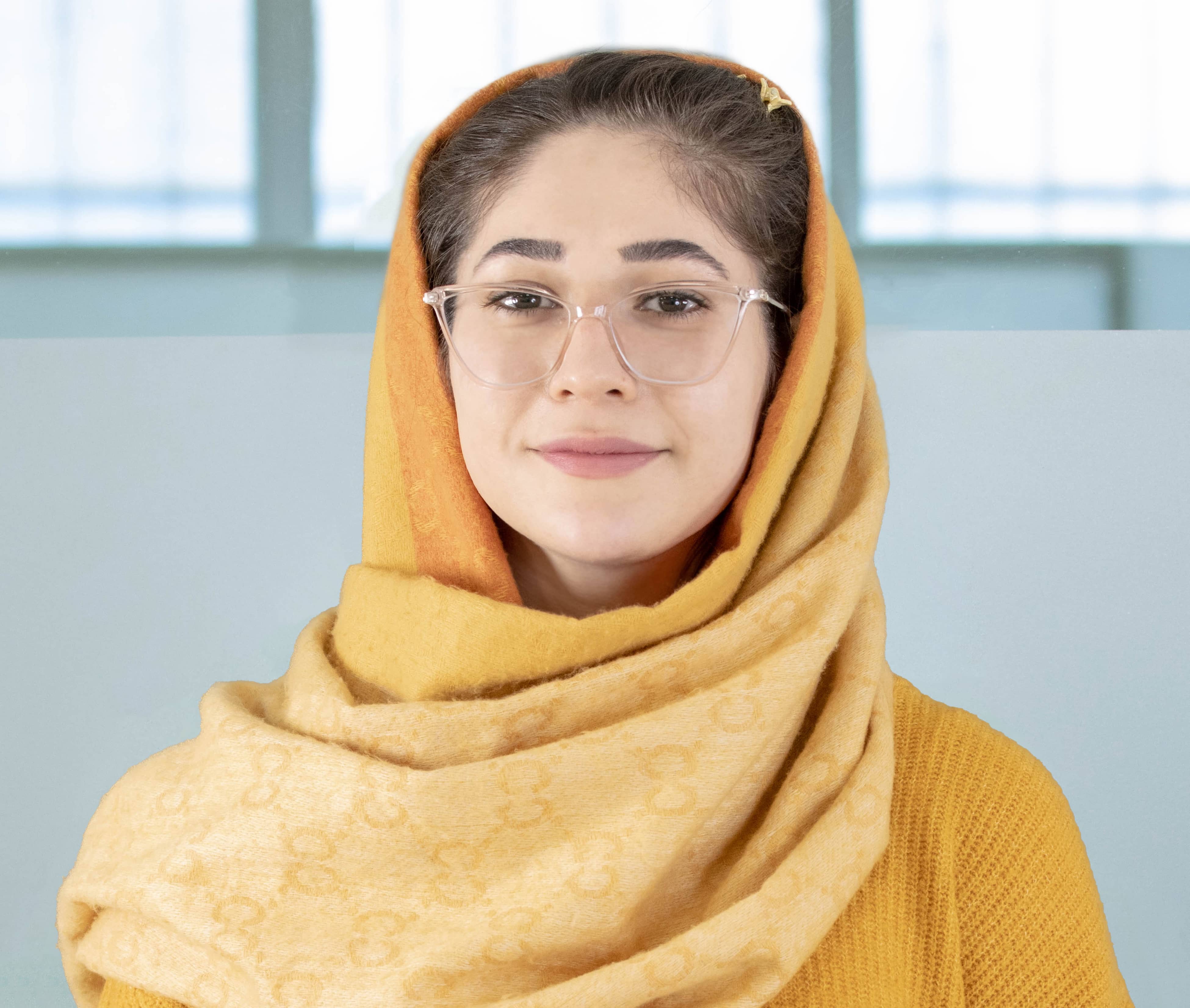 زینب حاتمی نسب
