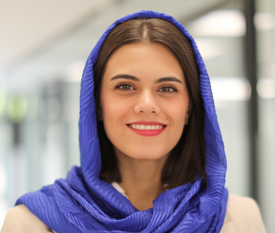 یسنا یزدان پناه