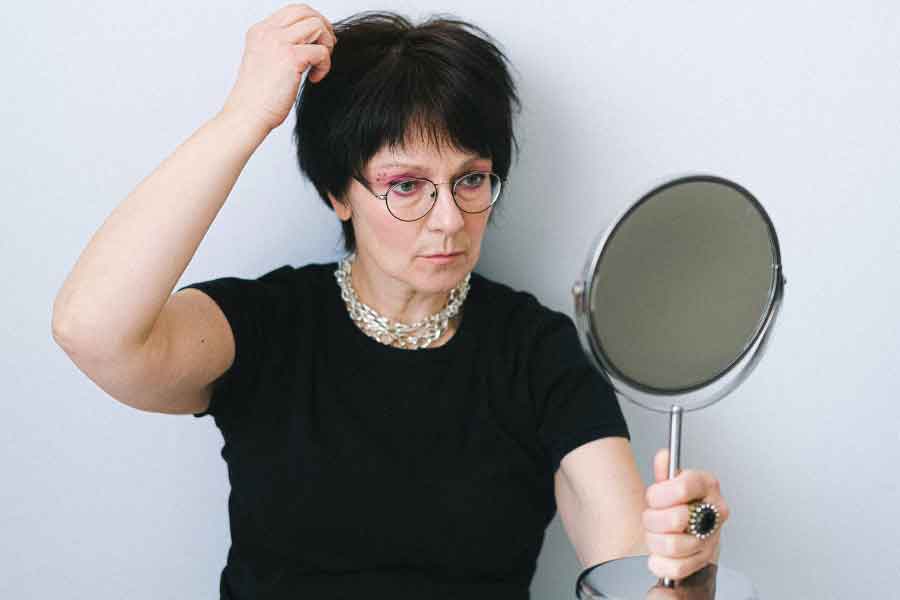 Avoid Looking Older Than Your Real Age: Do’s and Don’ts